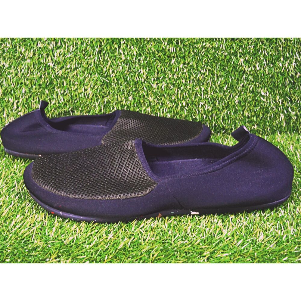 Bert Pre and Post Workout Black Shoe - Men's Size 12/12.5